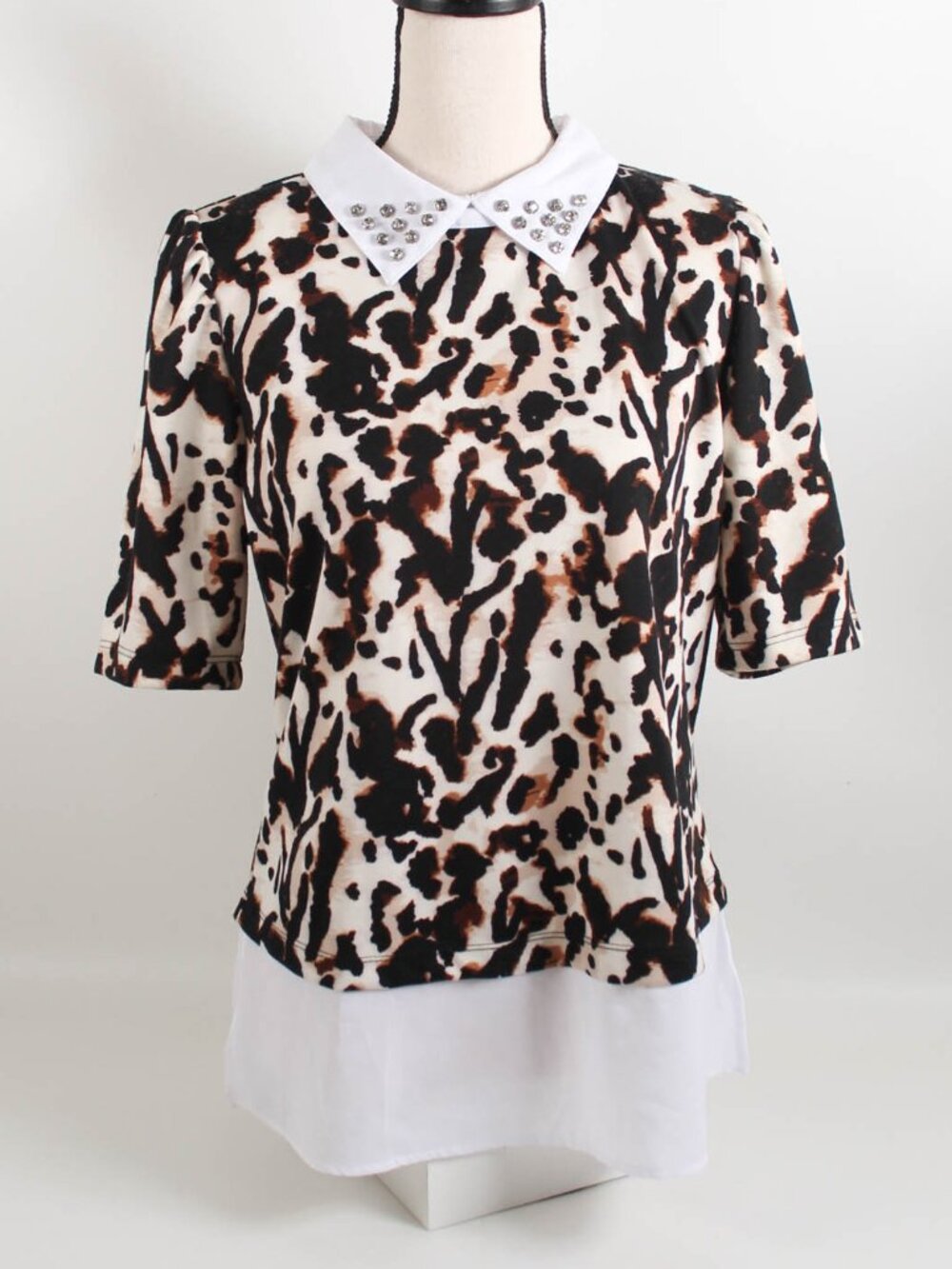NWT Madison XL Animal Print Embellished Collar Layered Blouse Top